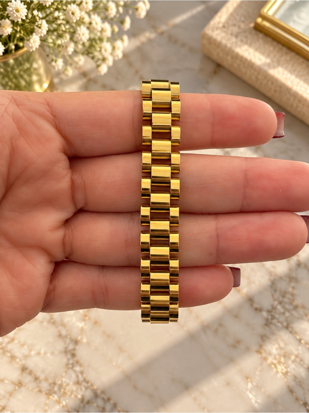 Gold Link Bracelet – Classic Luxury Style